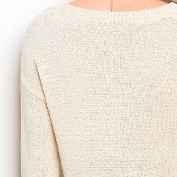 ❄️LAST1️⃣//EDGY IVORY LIGHT SWEATER - Picture 7 of 10